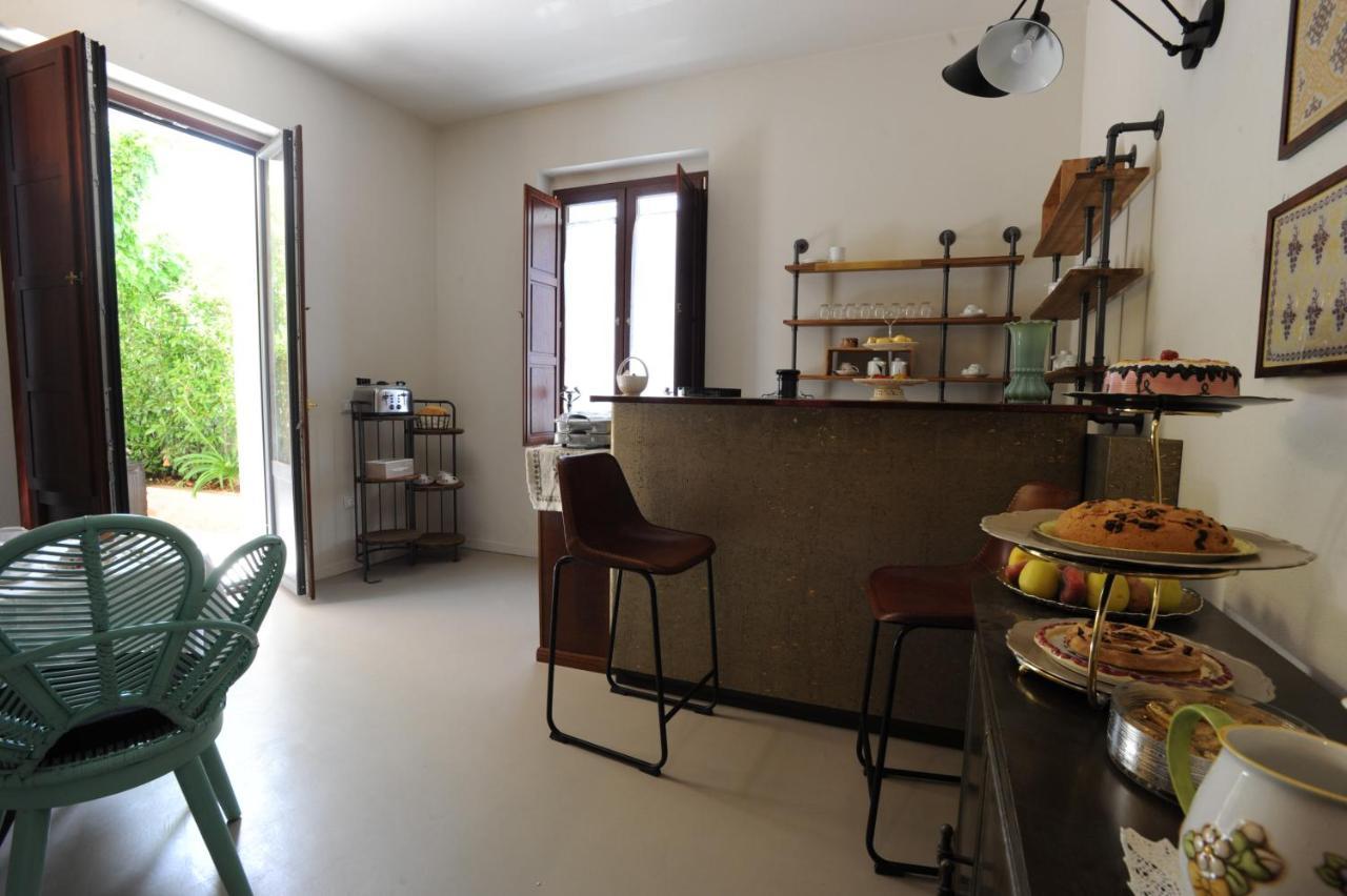 Palazzo Scura Bed and Breakfast Vaccarizzo Albanese Eksteriør billede