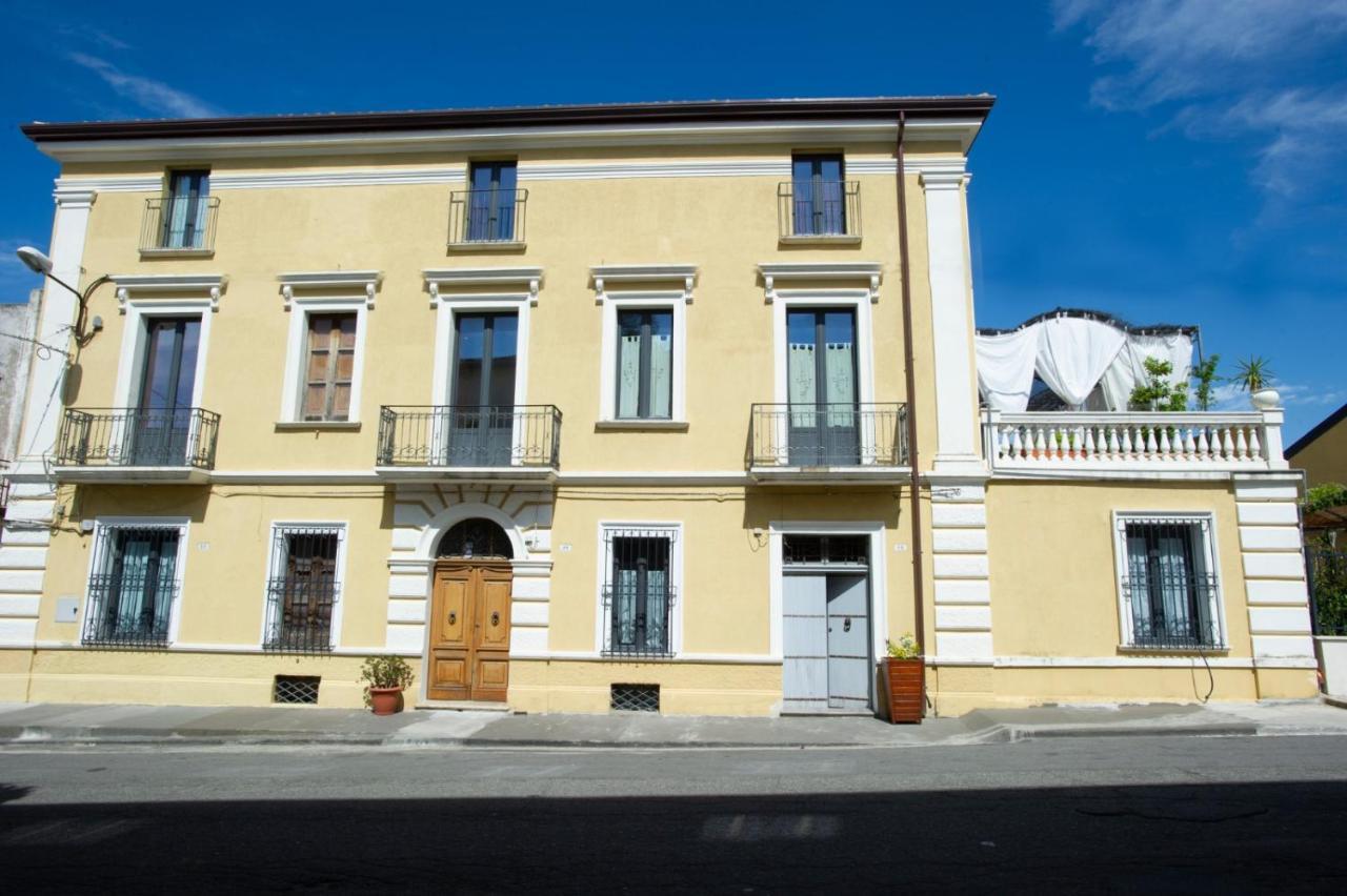 Palazzo Scura Bed and Breakfast Vaccarizzo Albanese Eksteriør billede